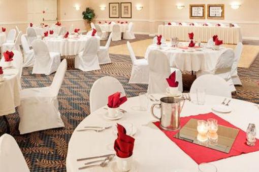 фото отеля Holiday Inn Johnstown - Gloversville