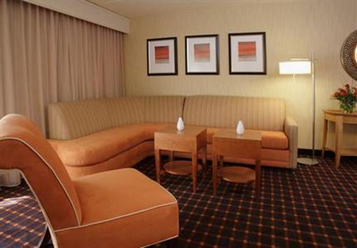 фото отеля Courtyard Hotel Montvale