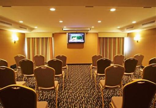фото отеля Courtyard Hotel Montvale
