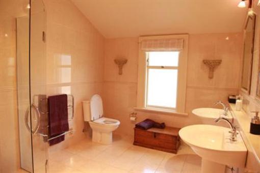 фото отеля Lilac Rose Boutique Bed and Breakfast