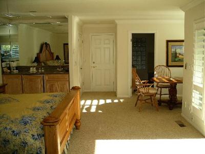фото отеля Saratoga Oaks Lodge