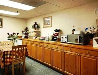 фото отеля Super 8 Motel Arden Hills