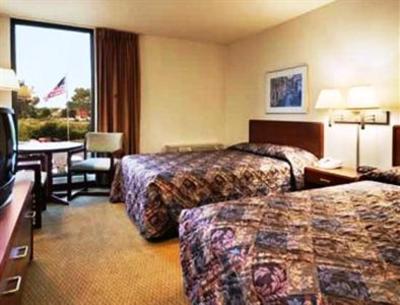 фото отеля Super 8 Motel Arden Hills
