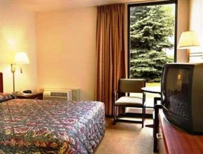 фото отеля Super 8 Motel Arden Hills