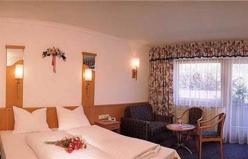 фото отеля Bergland Hotel Lermoos