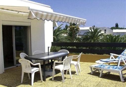фото отеля Hotel Cyprianes La Grande-Motte
