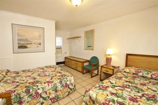 фото отеля Dolphin Oceanfront Motel