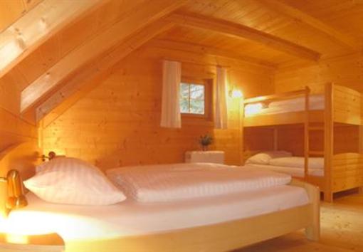 фото отеля Almhuttendorf Klippitztorl Hutte