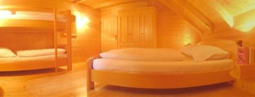 фото отеля Almhuttendorf Klippitztorl Hutte