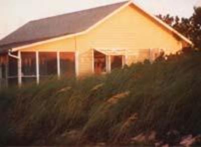 фото отеля Linton's Beach Cottages