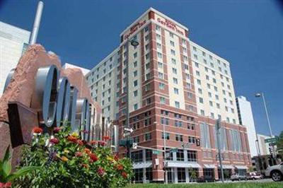 фото отеля Hilton Garden Inn Denver Downtown