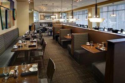 фото отеля Hilton Garden Inn Denver Downtown