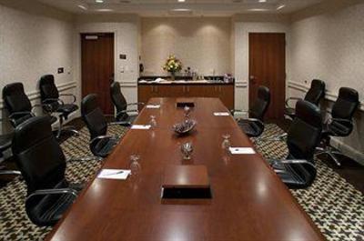 фото отеля Hilton Garden Inn Denver Downtown
