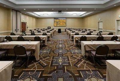 фото отеля Hilton Garden Inn Denver Downtown