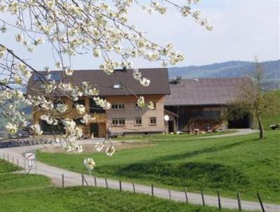 фото отеля Bauernhof Ferienhof auf der Heidegg