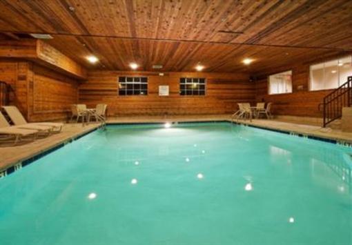 фото отеля Holiday Inn Express Hotel & Suites Watsonville