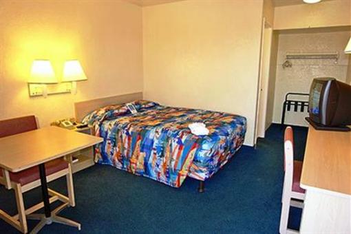 фото отеля Motel 6 Sun City - Youngtown