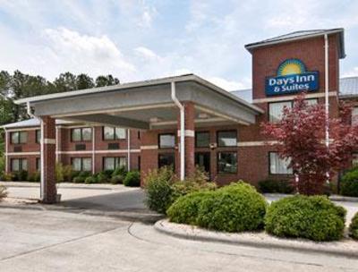 фото отеля Days Inn & Suites Warsaw