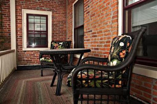 фото отеля Strasburg Village Inn