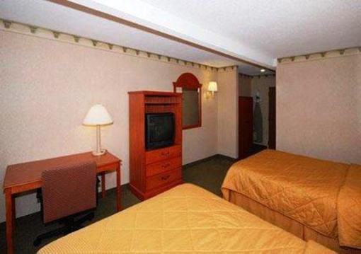 фото отеля Comfort Inn Splash Harbor