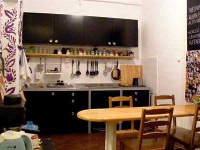 фото отеля 11th Hour Cinema Hostel
