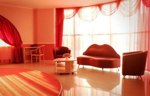 фото отеля 7 Nebo Hotel