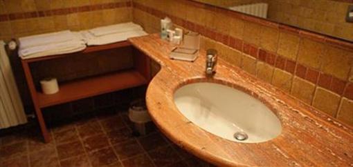 фото отеля Hotel La Ferte