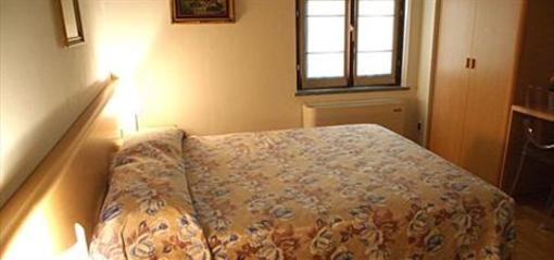 фото отеля Hotel La Ferte