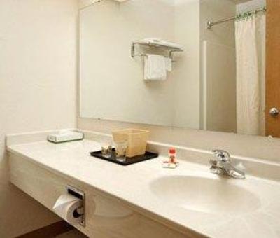 фото отеля Super 8 Motel Portage