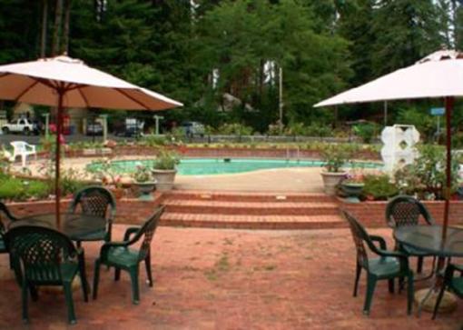 фото отеля Quality Inn & Suites Santa Cruz Mountains Ben Lomond