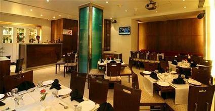 фото отеля Citizen Hotel Mumbai