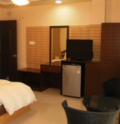 фото отеля Hotel Hill Top International