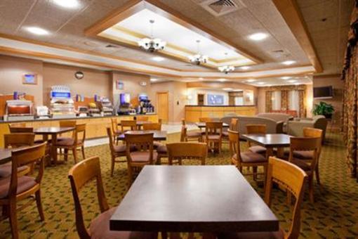 фото отеля Holiday Inn Express Johnstown