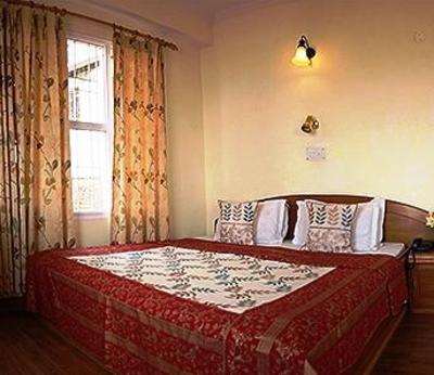фото отеля Deepwoods Hotel Shimla