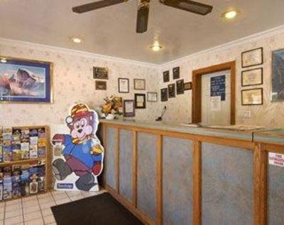фото отеля Travelodge Merced Yosemite