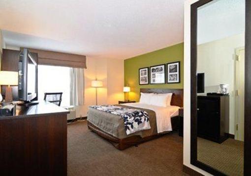 фото отеля Sleep Inn Henderson (North Carolina)