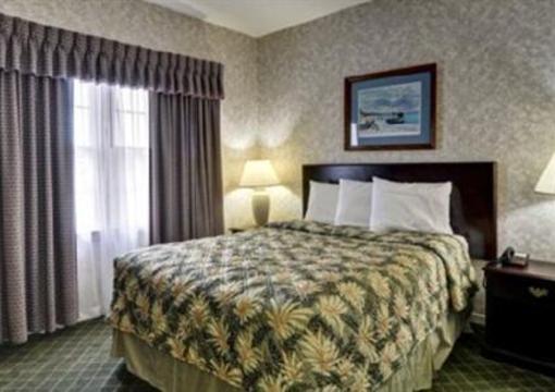 фото отеля Econo Lodge & Suites Grand Rapids