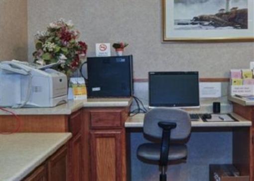фото отеля Econo Lodge & Suites Grand Rapids