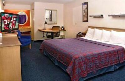 фото отеля Red Roof Inn Milford