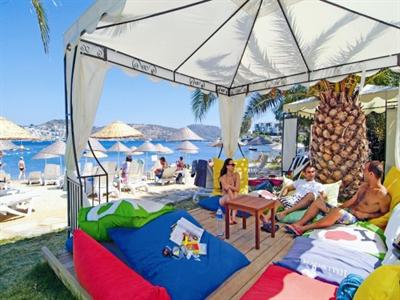 фото отеля 3 S Beach Club