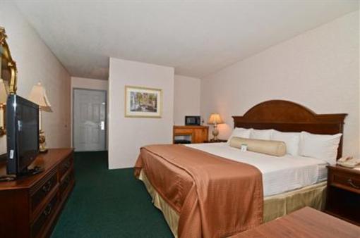 фото отеля BEST WESTERN Plus Salbasgeon Inn & Suites of Reedsport