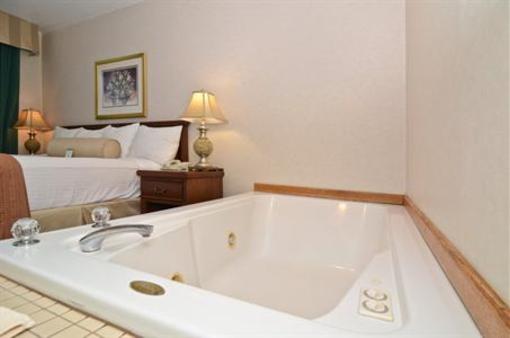 фото отеля BEST WESTERN Plus Salbasgeon Inn & Suites of Reedsport