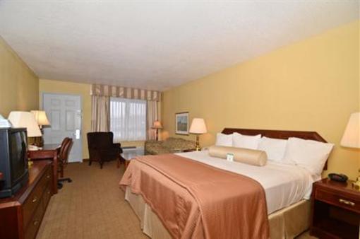 фото отеля BEST WESTERN Plus Salbasgeon Inn & Suites of Reedsport
