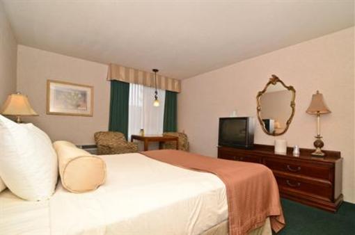 фото отеля BEST WESTERN Plus Salbasgeon Inn & Suites of Reedsport