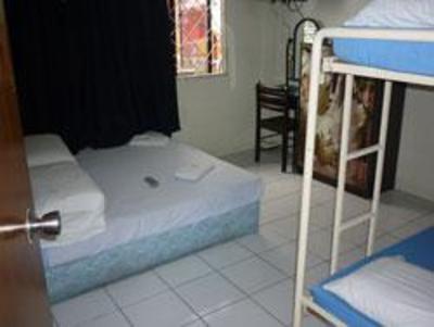 фото отеля A&J Budget Hotel