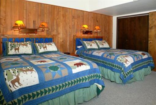 фото отеля Gondola Square Condominiums Steamboat Springs