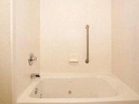 Comfort Suites Tampa