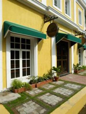 фото отеля Richmond Hotel Puducherry