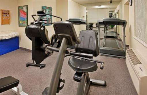 фото отеля Candlewood Suites Emporia