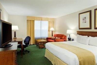 фото отеля Doubletree Somerset Executive Meeting Center